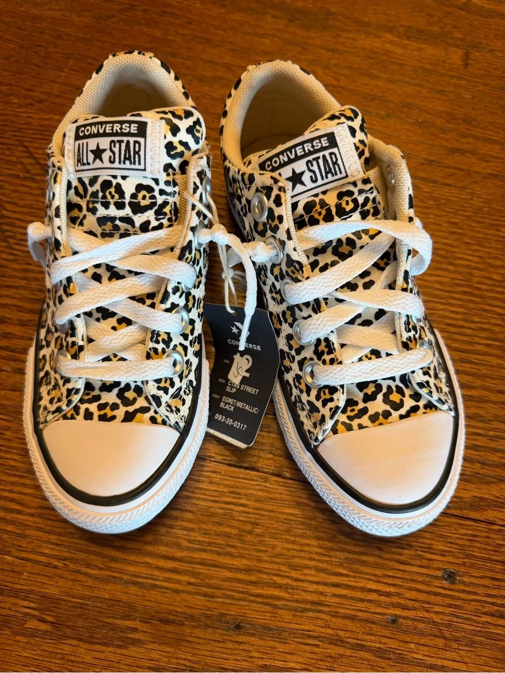 Converse Kids Leopard Print Low Top Sneakers Sz 12